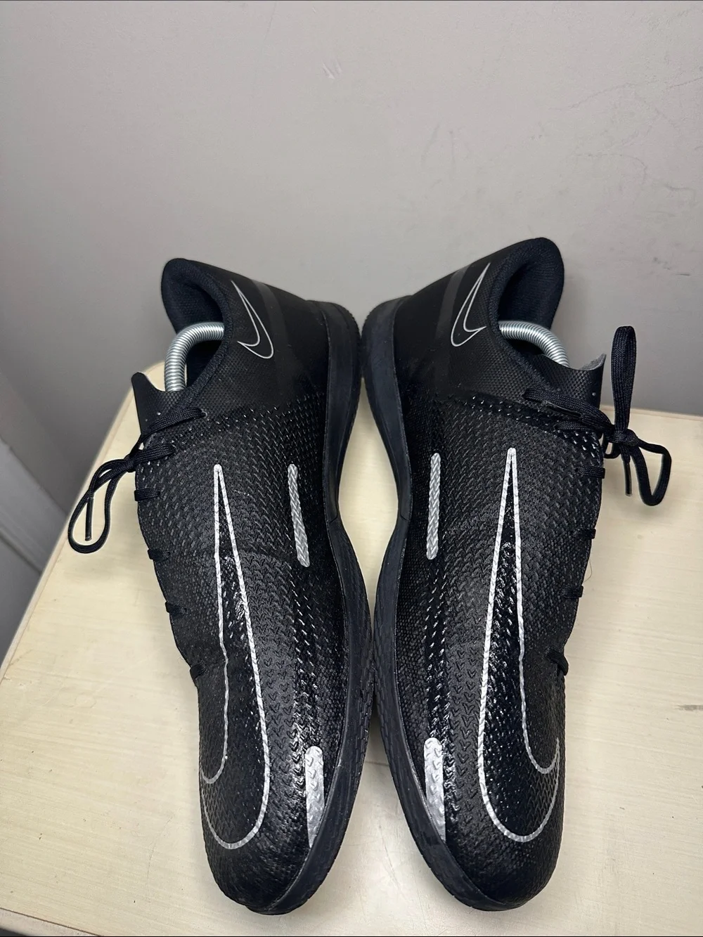 Nike Black metallic Silver Phantom GT2 Club IC Men's Soccer Shoes